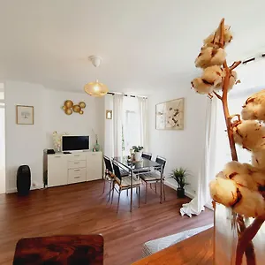  Appartement Sejour Cosy Pres De Paris T3 Cuisine Ouverte Et Bar